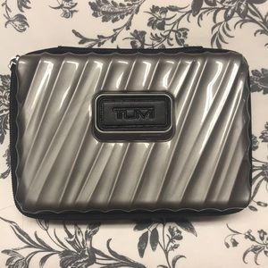 Tumi hard-case travel pack